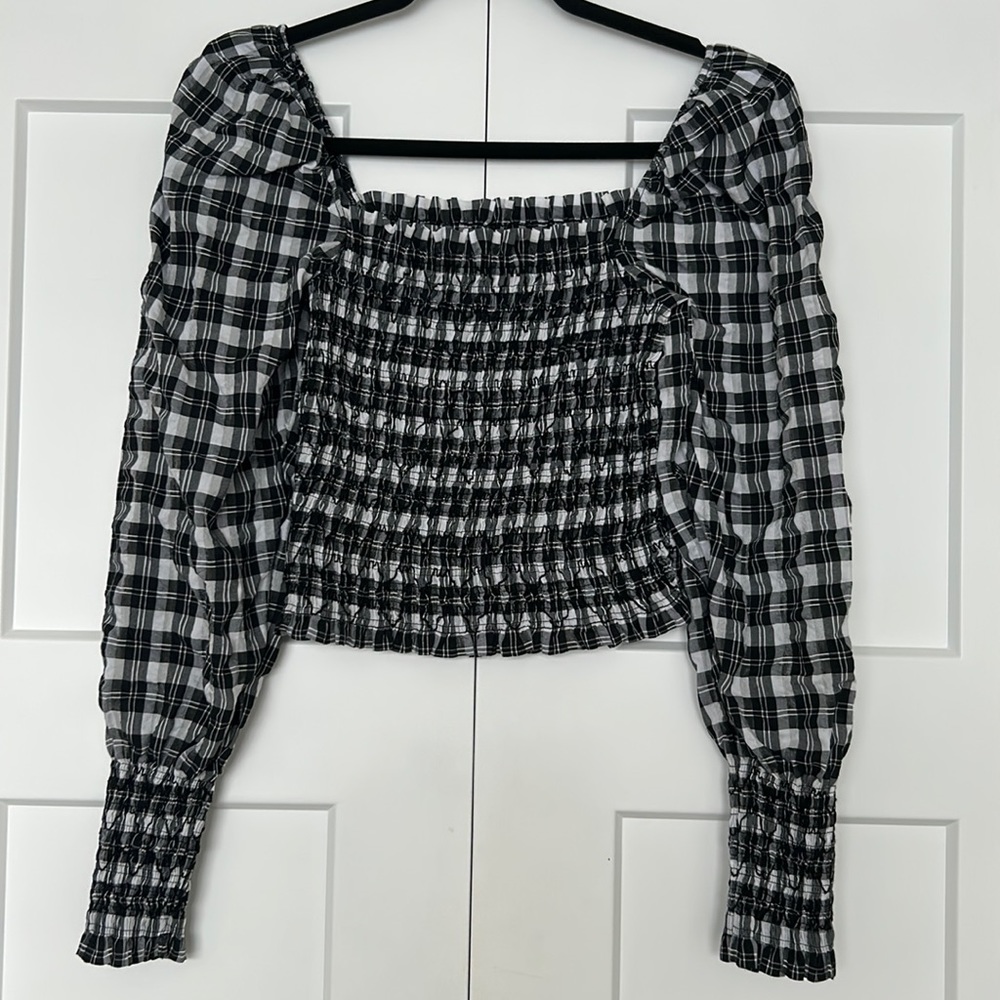 H&M Plaid Puffed Sleeve Top